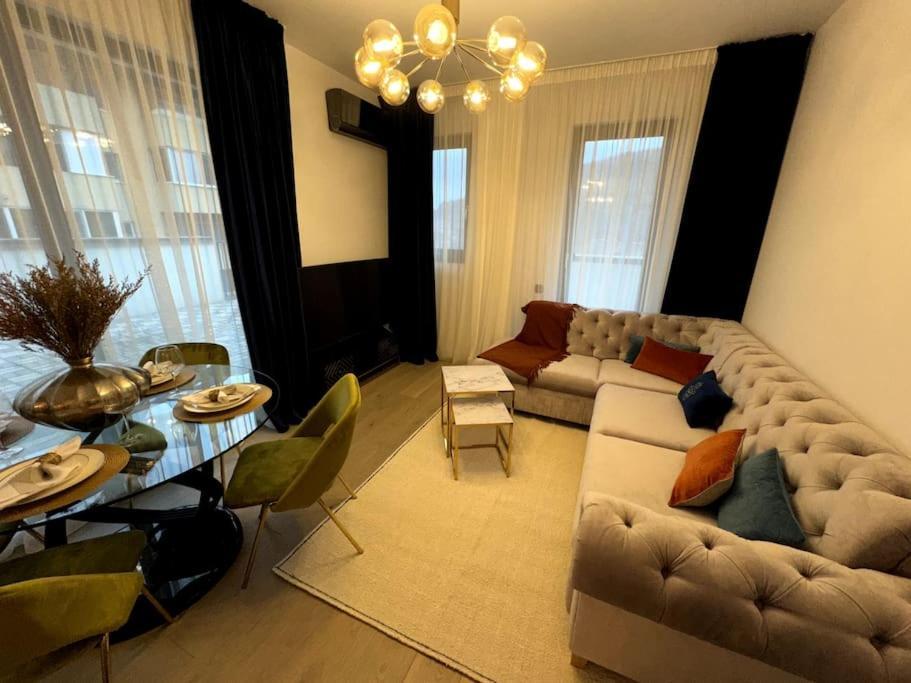 One Bedroom Flat Near Vivo *