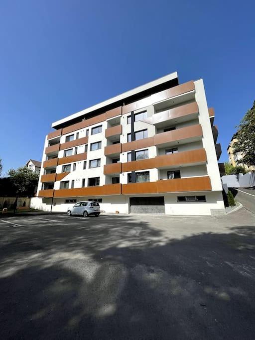 One Bedroom Flat Near Vivo