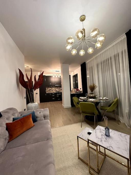 One Bedroom Flat Near Vivo *